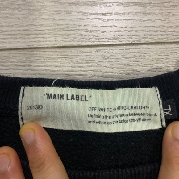 OFF WHITE PEACE MAN - Picture 2 of 4